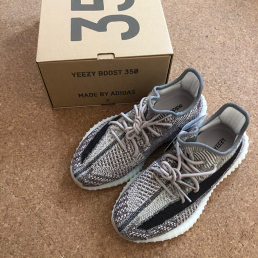 アディダス  イージーブースト350 V2 ザイオン