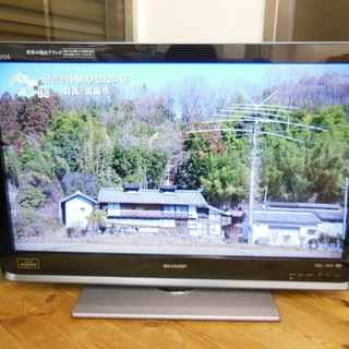 テレビ　シャープ　LC-32DR3　Blu-ray機能　32型　2011年製