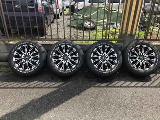 ハイエース6穴ロクサー二バトルシップ17インチ