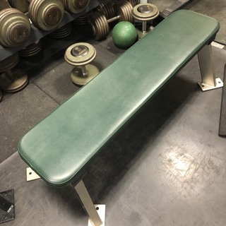 ハンマーストレングス　フラットベンチ　HAMMERSTRENGTH