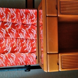 ドレッサー　３０年ものですが、まだまだ使えます。の画像