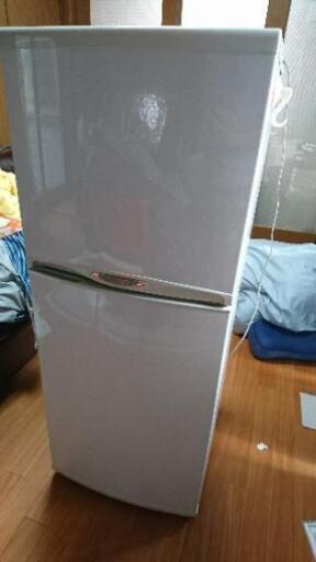 クリーニング済み  シャープ冷凍冷蔵庫 140L