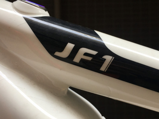 Besv JF1 （電動アシストクロスバイク）