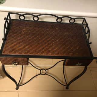 💓お洒落なアンティークテーブル💓の画像