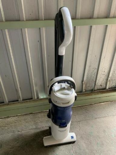 取引中l☆パナソニック電気掃除機2013年製☆