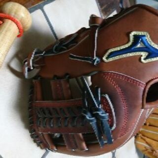 硬式グローブオイル型つけ土手紐入れ