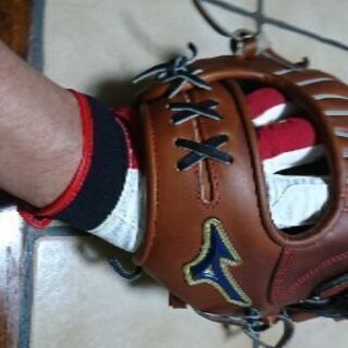 硬式グローブオイル型つけ土手紐入れの画像