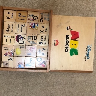 知育おもちゃ の画像