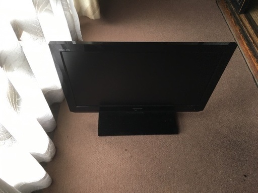 〈交渉中〉軽量小型テレビ