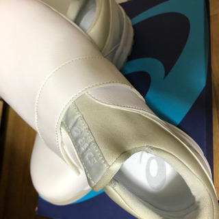 asicsの安全靴の画像