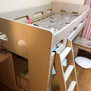 【引き取り限定】ベッドとそのはしご