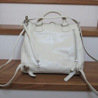 【中古】HAMANO 2way爽やかな白ショルダーバッグの画像