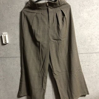 AUNT MARIE‘S パンツの画像