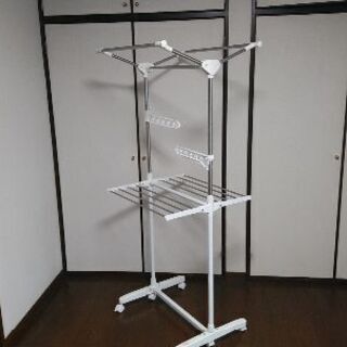 室内で使用していた洗濯物干し 1,000円　引取のみの画像