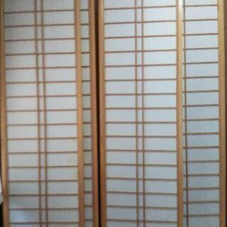 障子 建具 未使用 ですが 5年ほどおいてあったので 和紙に染みあり