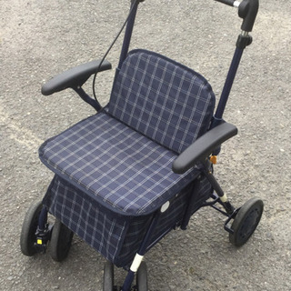 中古　シルバーカー　座面付き　幅52　　奥行63.5　　高さ86...
