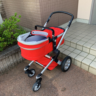 JOOLZ ベビーカー　赤の画像