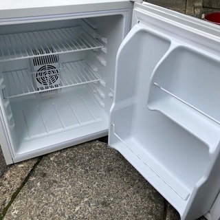 💕【値下げ⬇️⬇️⬇️】Sun Ruck 48L 小型冷蔵庫の画像