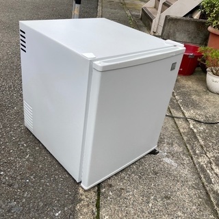 💕【値下げ⬇️⬇️⬇️】Sun Ruck 48L 小型冷蔵庫の画像