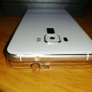 SIMフリー ZenFone3 3GB 32GB ZE520KL(指紋センサー不動)の画像