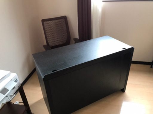事務机／パソコン用机とokamuraチェアセット