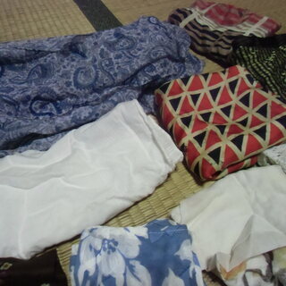 【取引成立】●無料● ハンカチ 手ぬぐい スカーフ等 の布類 50点程度 まとめて差し上げます。＊石川県＊美川より＊期間限定の画像