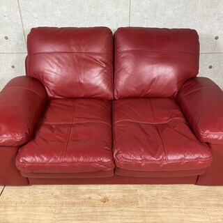 ニトリのソファ(赤)