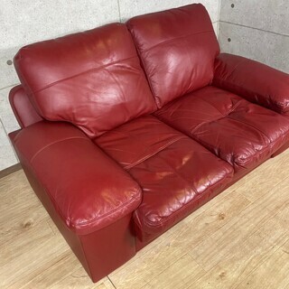 7*56 ニトリ 本革 2人掛けソファー 赤 レッド