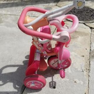 キティ 三輪車の画像
