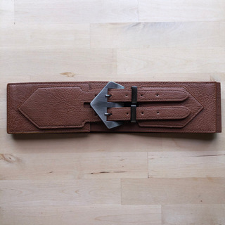 フェイクレザーベルト！ワンピやニットの上からウエストマークで細見え💕の画像