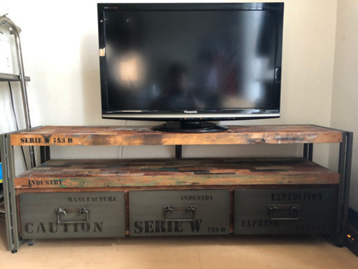 ●FERUM TVDresser売ります●