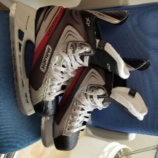 スケート靴　👠　BAUER アイスホッケー　シューズ