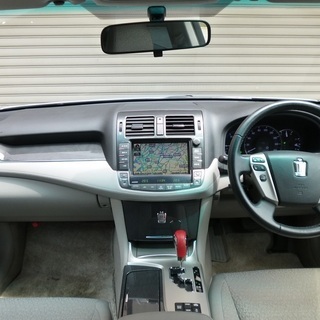 検査3年3月クラウンハイブリッド後期 寒冷地仕様/HDDナビ/地デジ/バックカメラ/Bluetooth/スマートキー/純正エンジンスターター/クルコン/ETCの画像