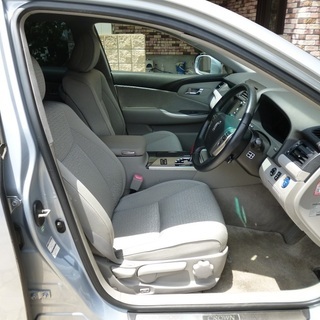 検査3年3月クラウンハイブリッド後期 寒冷地仕様/HDDナビ/地デジ/バックカメラ/Bluetooth/スマートキー/純正エンジンスターター/クルコン/ETCの画像