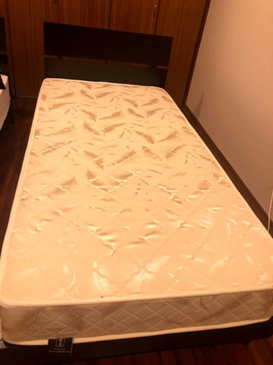 シングルベッド