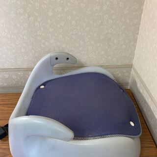 カーメート製　エールベベジュニアシートの画像