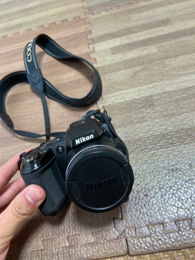 Nikonの一眼レフカメラです！