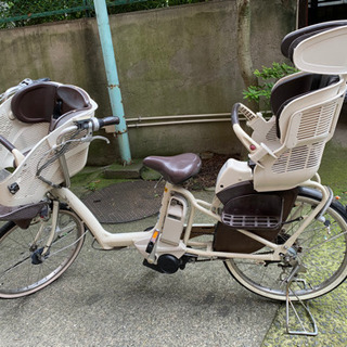ブリジストンアシスト付き自転車　チャイルドシート前後付き