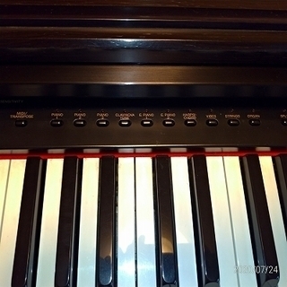YAMAHA Clavinova CLP-760の画像