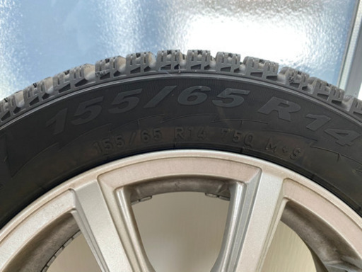 【お引き渡し者決定】スタッドレスタイヤ 155/64R14