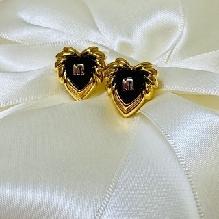 店頭販売済　〇 Summer SALE  Nina Ricci ロゴブローチ＆イヤリングSET!! 〇の画像