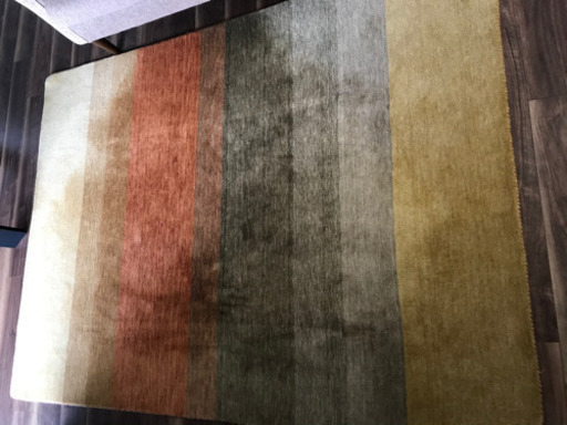 ハグみじゅうたん200×150お譲りします！