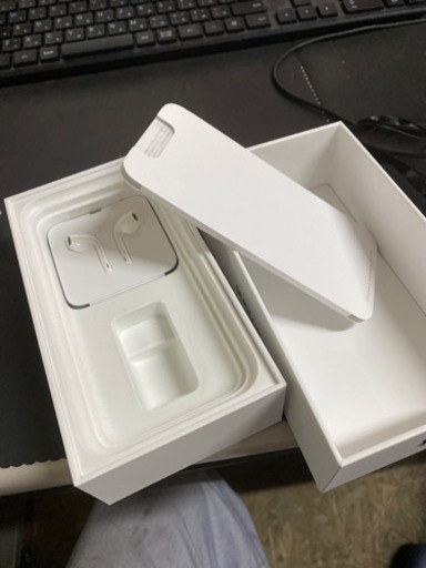 iPhone7プラス　128G SIMフリー