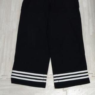 【取引中】adidas　アディダス　七分丈パンツ