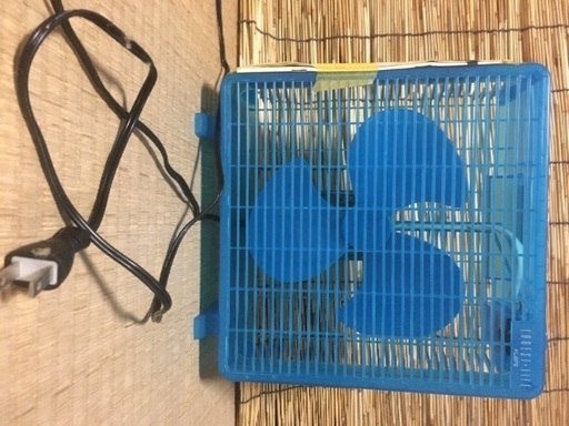 プラスチック扇風機未使用品
