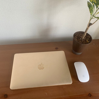 MacBook
