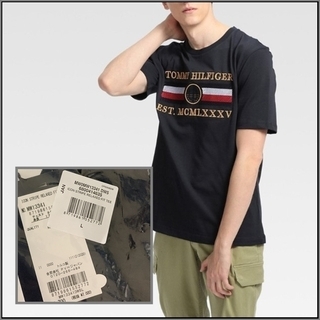 凝った刺繍がすごい Tシャツ ネイビーL　TOMMY HILFIGERの画像
