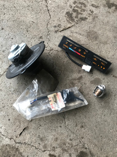 ja11ジムニーヒーター部品
