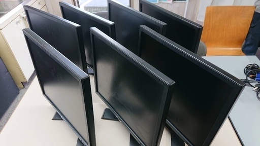 DELL 19インチ 液晶ディスプレイ E190sb 7台セット　バラ売り可　値段応相談
