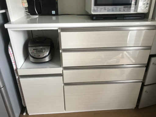 キッチンボード ニトリ食器棚 幅120×奥行50×高さ206cm